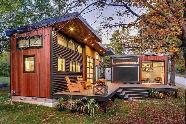 Ontario's Cheap Tiny Homes Let You Live Your Best Minimalist Life