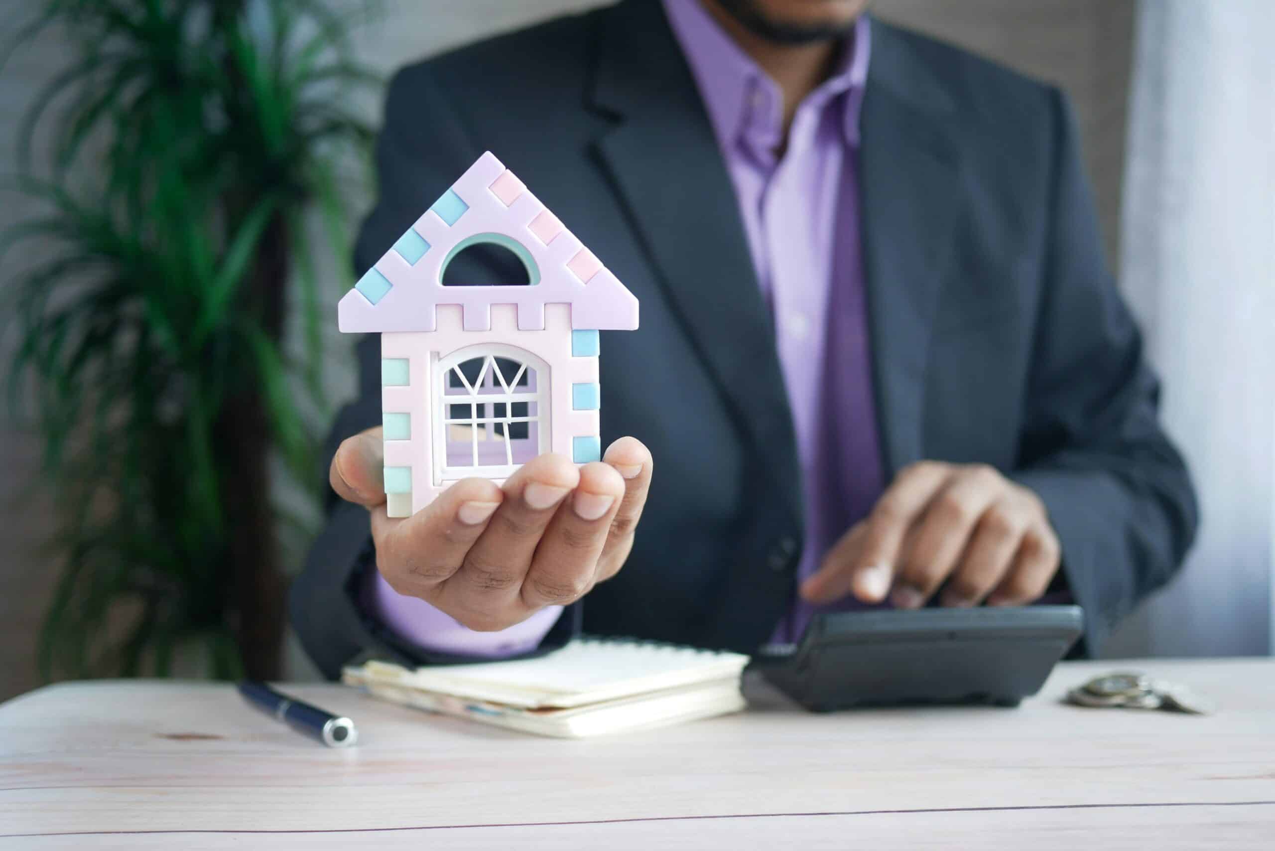 Upsize in Tough Real Estate Market